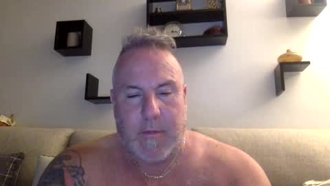 banana5289 online show from 05-20-26, 10:27