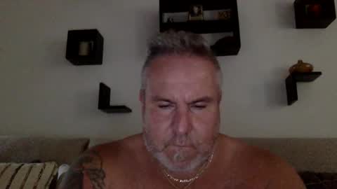 Snapshot of banana5289 chatting on 07-10-26, 07:05 banana5289 online show from 07-10-26, 07:05