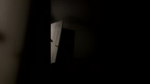 banirtrisco online show from 03-25-26, 02:39