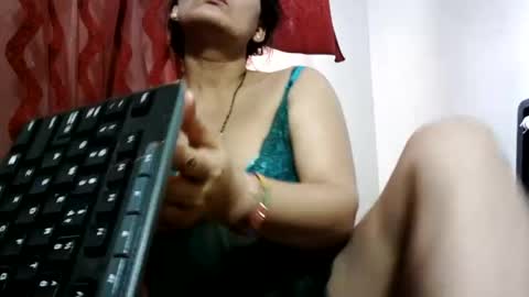 Snapshot of bannynew chatting on 06-21-26, 10:40 Bannynew online show from 06-21-26, 10:40