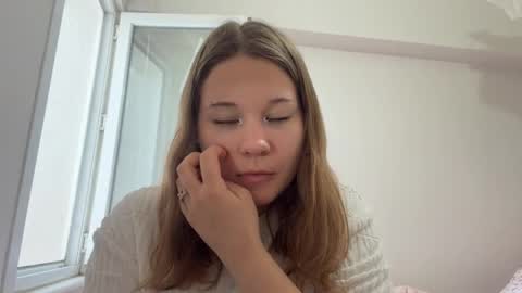 Sumi online show from 05-13-26, 02:58