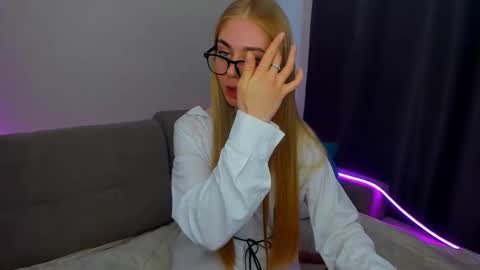 BarbaraChic online show from 05-23-26, 10:08