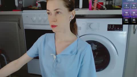 Snapshot of barbarian_girl chatting on 11-23-25, 04:51 Amina online show from 11-23-25, 04:51