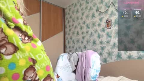 Snapshot of barbie_angel_ chatting on 03-21-26, 07:57 Barbie online show from 03-21-26, 07:57