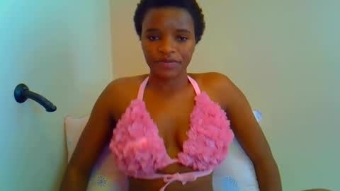 Snapshot of barbie_queen17 chatting on 03-15-26, 11:38 VEE online show from 03-15-26, 11:38