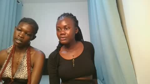 Snapshot of barbie_queen2 chatting on 01-18-26, 12:58 queen online show from 01-18-26, 12:58