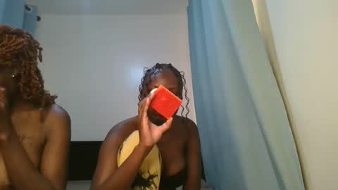 Snapshot of barbie_queen2 chatting on 02-02-26, 08:35 queen online show from 02-02-26, 08:35