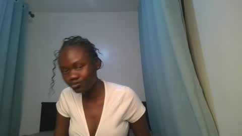 Snapshot of barbie_queen2 chatting on 02-05-26, 11:31 queen online show from 02-05-26, 11:31