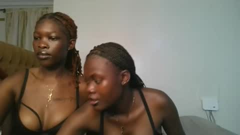 Snapshot of barbie_queen2 chatting on 03-04-26, 07:53 queen online show from 03-04-26, 07:53