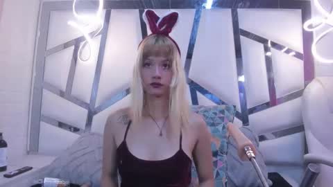 Barbie online show from 02-14-26, 04:59