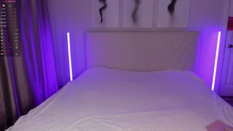  Emma online show from 04-05-26, 08:06