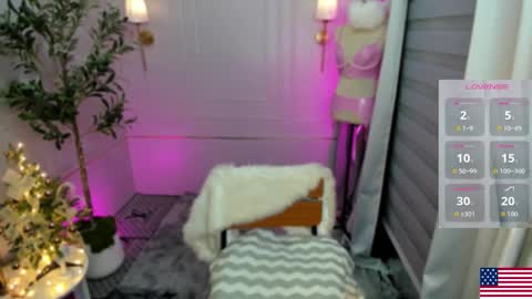 Snapshot of barbietop_alexa69 chatting on 12-04-25, 05:21 Miss Alexa Fields online show from 12-04-25, 05:21