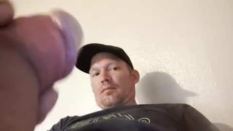 Snapshot of barniemay1 chatting on 04-25-26, 07:22 barniemay1 online show from 04-25-26, 07:22