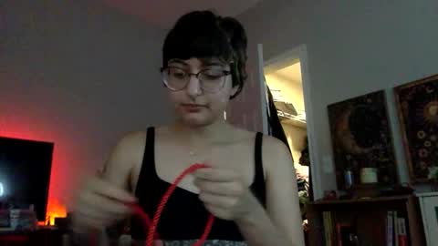 Snapshot of basilbbb chatting on 04-24-26, 05:59 basil online show from 04-24-26, 05:59