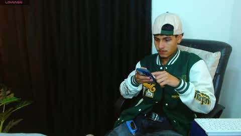 Bastian online show from 05-18-26, 01:24