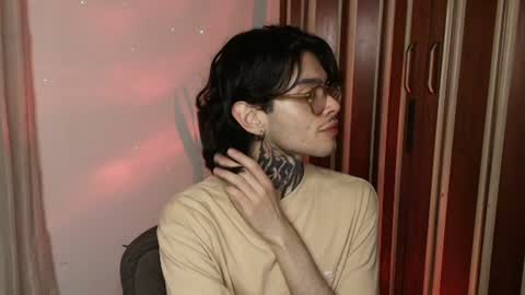 Bastiel online show from 06-19-26, 03:11