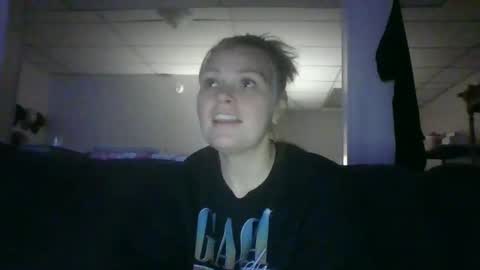 Baylee online show from 11-20-25, 06:24