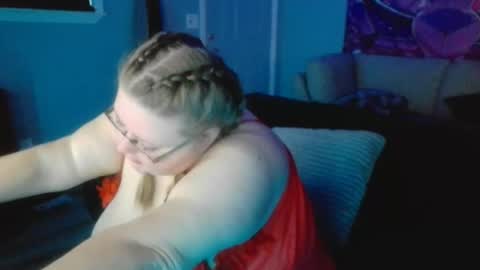 bbwgamergirl93 online show from 09-26-25, 02:54