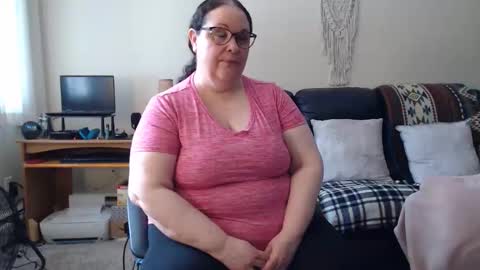 Snapshot of bbwmilfforcamfun chatting on 04-19-26, 06:10 Julie online show from 04-19-26, 06:10
