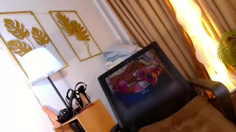 Snapshot of bby_lexielore69 chatting on 04-13-26, 11:27 bby_lexielore69 online show from 04-13-26, 11:27