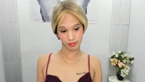 SEXY TRIO online show from 06-14-26, 12:19