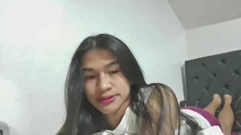 SEXY TRIO online show from 06-16-26, 06:21