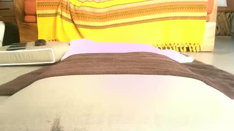 beagle1 online show from 04-05-26, 03:53