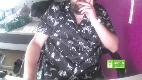 bear90130 online show from 10-10-25, 10:25