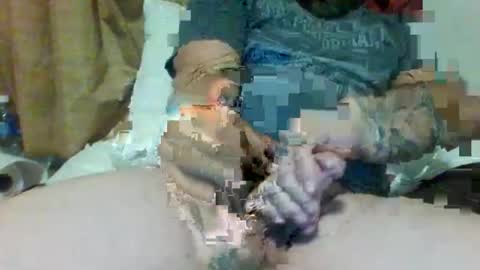 Snapshot of bearlylost chatting on 06-08-26, 02:45 Justforfun online show from 06-08-26, 02:45