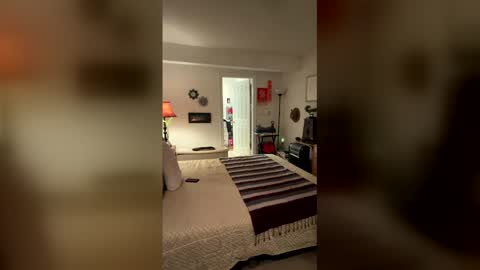 bearmeat4you online show from 04-21-26, 04:30