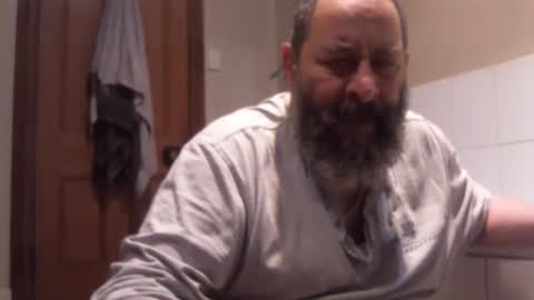 bearsteve75 online show from 04-12-26, 03:39