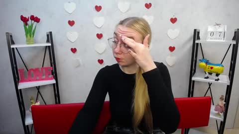 BeatriceFlyy online show from 12-07-24, 06:10