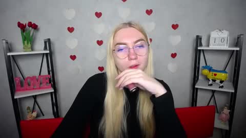 BeatriceFlyy online show from 12-11-24, 06:14