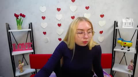 BeatriceFlyy online show from 12-14-24, 04:09