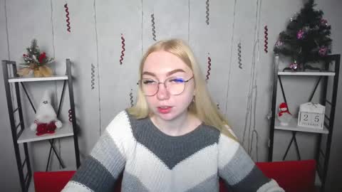 BeatriceFlyy online show from 12-25-24, 09:24