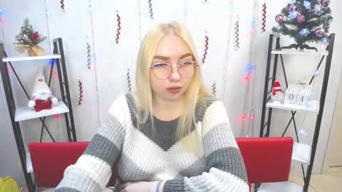 BeatriceFlyy online show from 01-04-25, 09:10