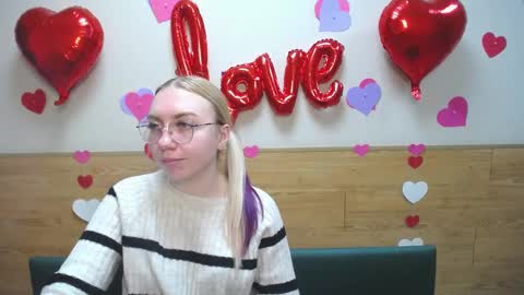 BeatriceFlyy online show from 01-26-25, 04:30