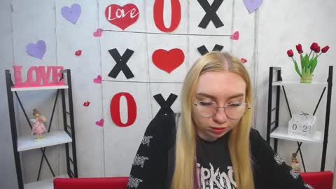 BeatriceFlyy online show from 02-02-25, 06:15