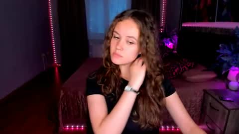 Snapshot of beatricewild chatting on 07-07-26, 01:59 BeatriceWild online show from 07-07-26, 01:59