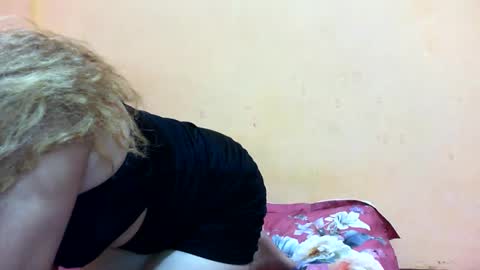Eva online show from 01-20-25, 01:18