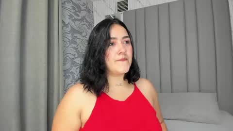 Snapshot of beautifulgirl4u_ chatting on 07-02-26, 11:22 online show from 07-02-26, 11:22