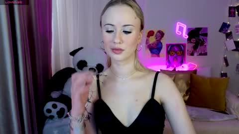 beauty Sasha online show from 05-20-26, 02:23
