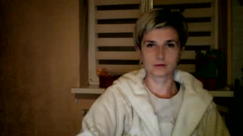 Snapshot of beautyksenia chatting on 06-15-26, 08:00 BeautyKsenia online show from 06-15-26, 08:00