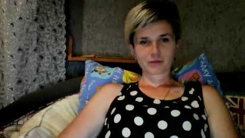 Snapshot of beautyksenia chatting on 07-25-26, 07:33 BeautyKsenia online show from 07-25-26, 07:33