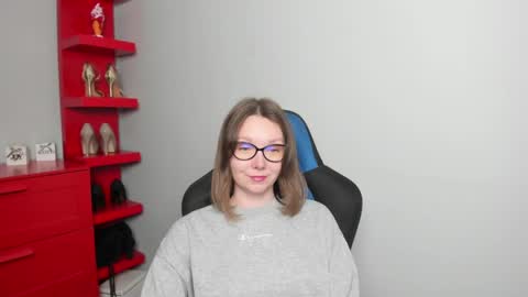 Zoe online show from 05-14-26, 05:36