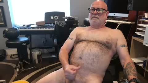 Snapshot of beavermower chatting on 06-30-26, 10:00 beavermower online show from 06-30-26, 10:00
