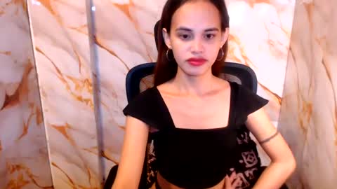 Snapshot of beccamiller22 chatting on 07-19-26, 12:36 becca online show from 07-19-26, 12:36
