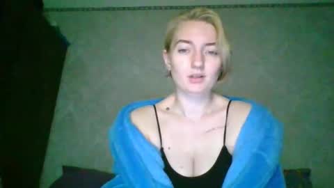 BeckiXJewelqw online show from 05-05-26, 09:50