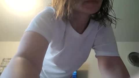 BECKY BOO  online show from 05-02-26, 08:36
