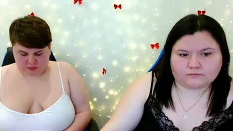 BeckyAndEllen online show from 01-08-26, 03:25